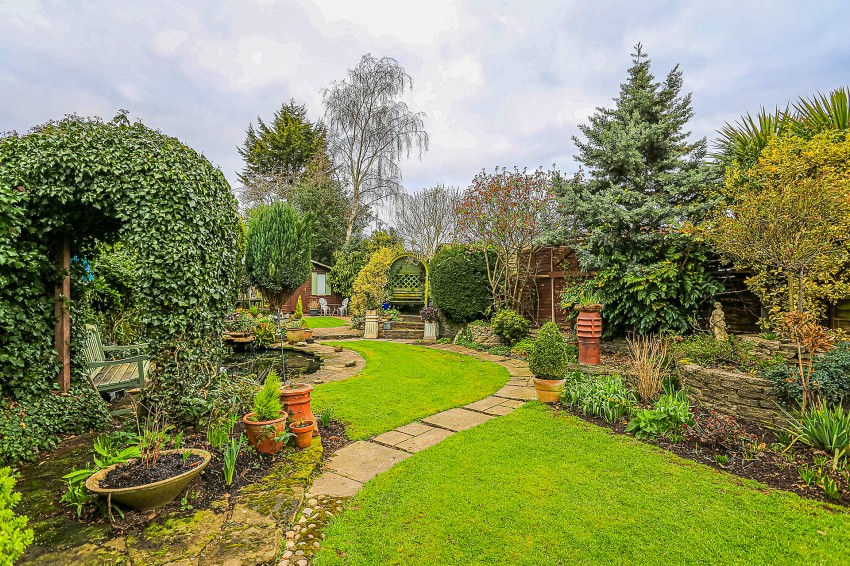 Images for The Close, Solihull EAID: BID:simonburt