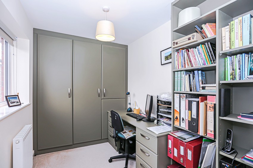Images for Dovecote Close, Solihull EAID: BID:simonburt