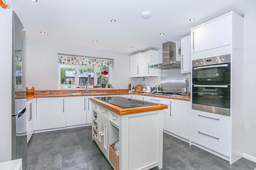 Images for Dovecote Close, Solihull EAID: BID:simonburt