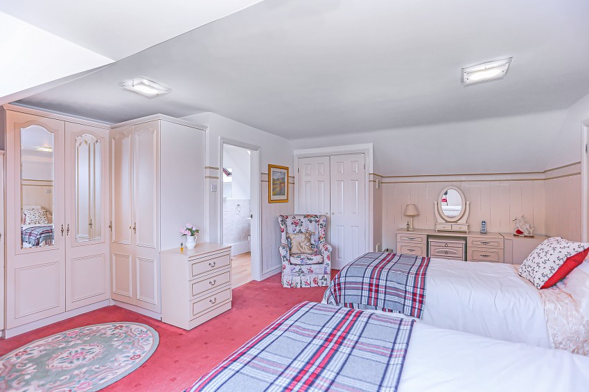 Images for Bourton Croft, Solihull EAID: BID:simonburt