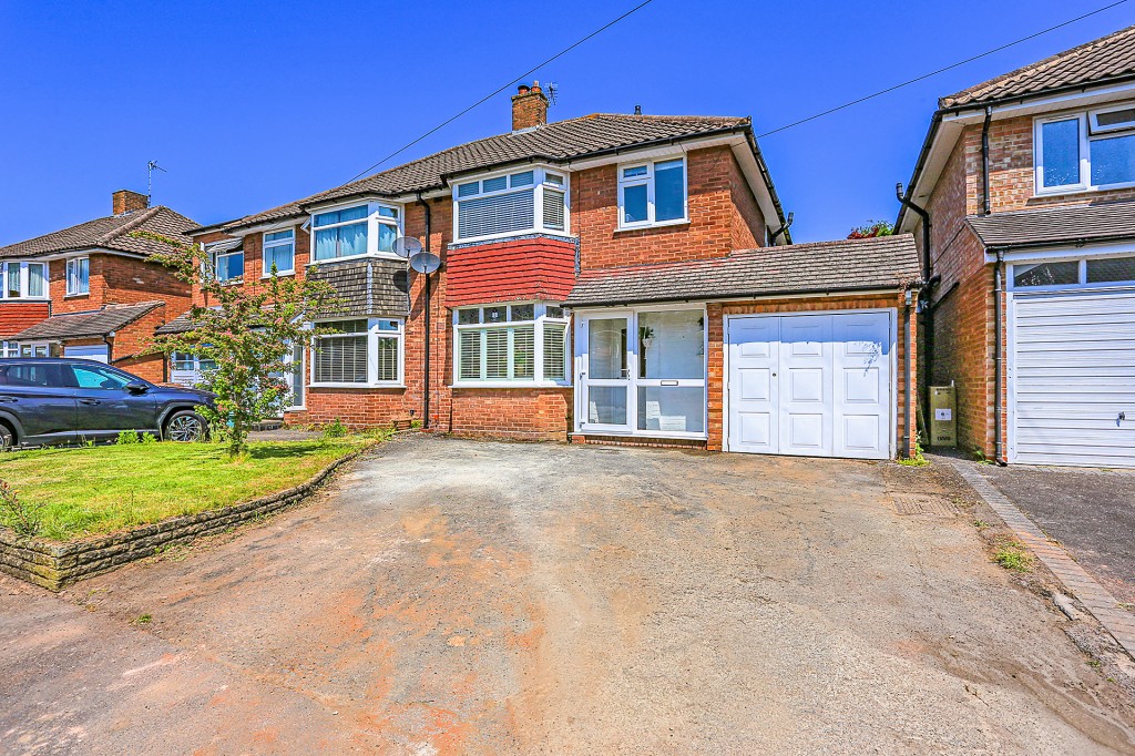 3bedroom semidetached house for sale in Henley Crescent, Solihull