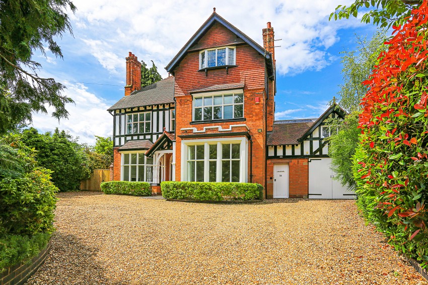 5bedroom detached house for sale in Widney Manor Road, Solihull