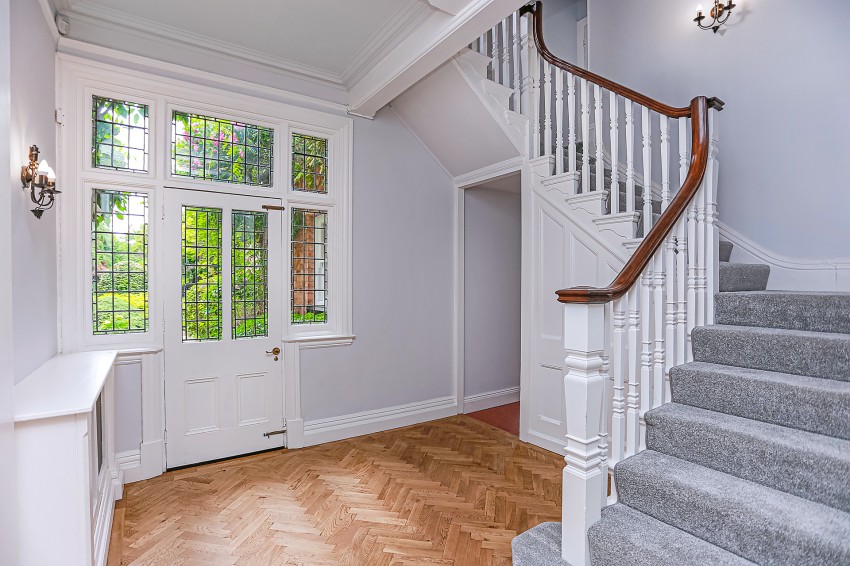 5bedroom detached house for sale in Widney Manor Road, Solihull