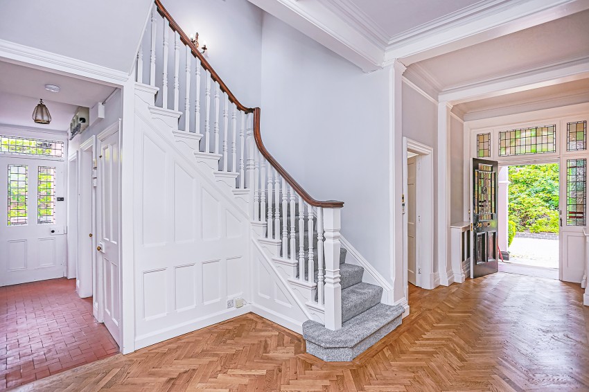 5bedroom detached house for sale in Widney Manor Road, Solihull