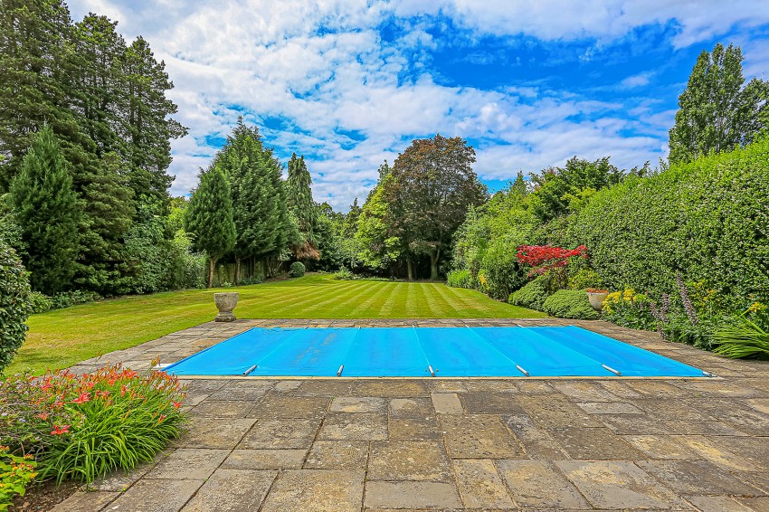 5bedroom detached house for sale in Widney Manor Road, Solihull