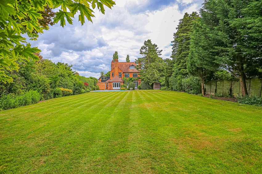 5bedroom detached house for sale in Widney Manor Road, Solihull