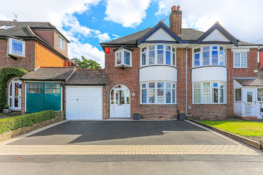 3bedroom link semidetached for sale in Brookvale Road, Solihull
