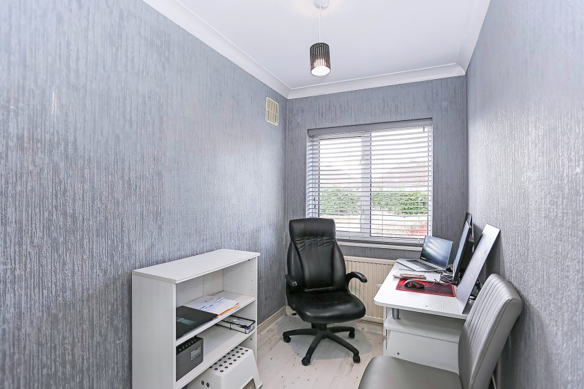 Images for Harvard Road, Solihull EAID: BID:simonburt