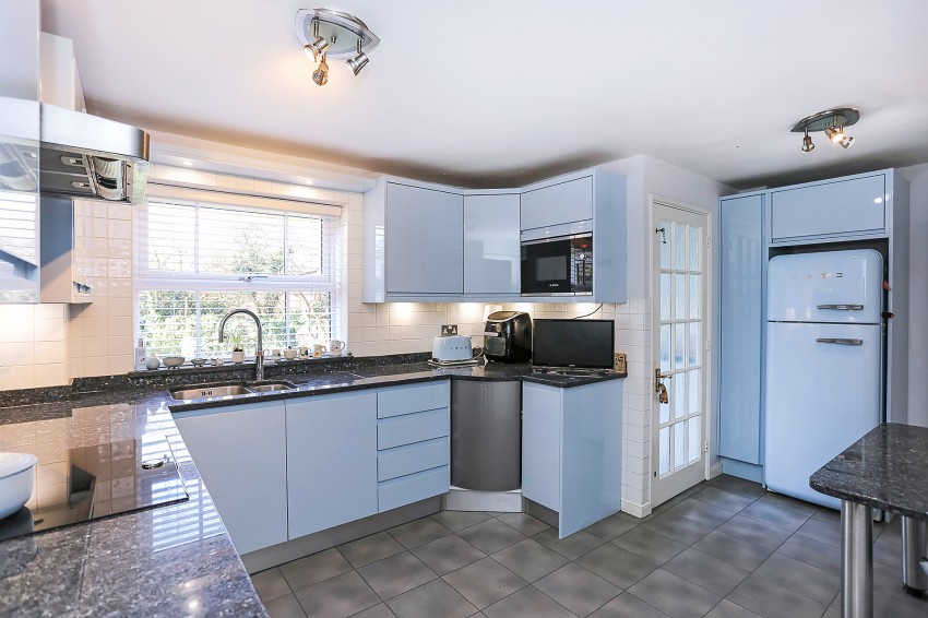 Images for Chelthorn Way, Solihull EAID: BID:simonburt