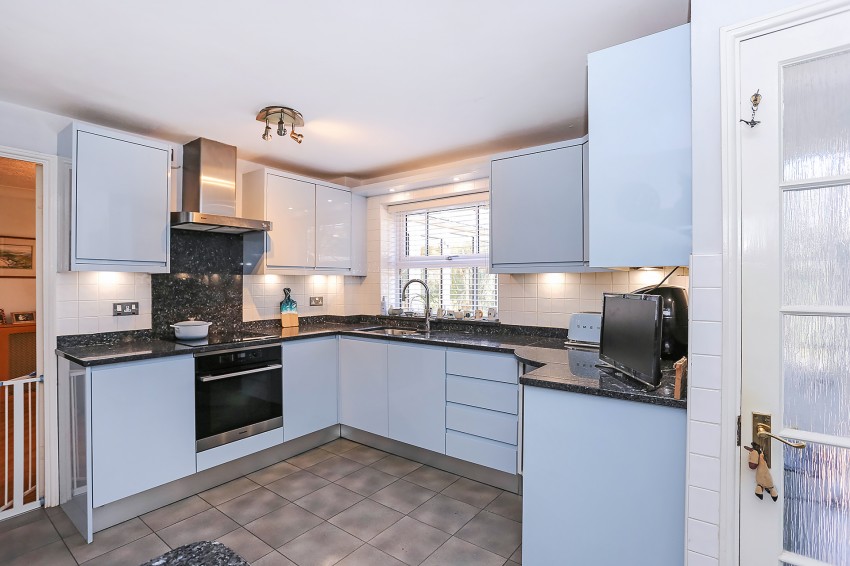 Images for Chelthorn Way, Solihull EAID: BID:simonburt
