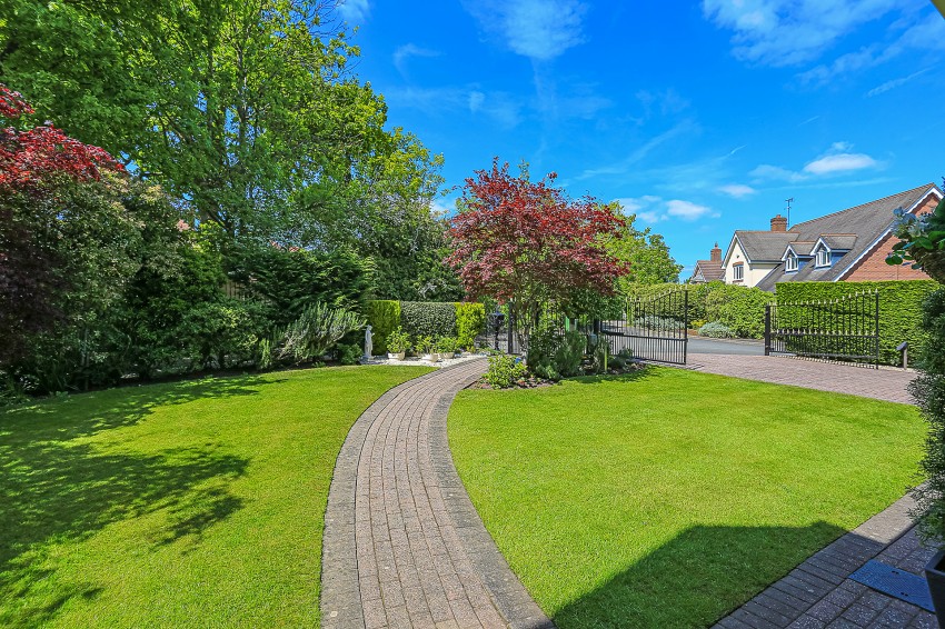 Images for Gillott Close, Solihull EAID: BID:simonburt