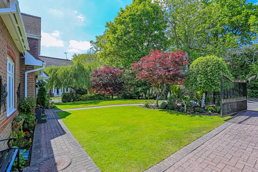 Images for Gillott Close, Solihull EAID: BID:simonburt