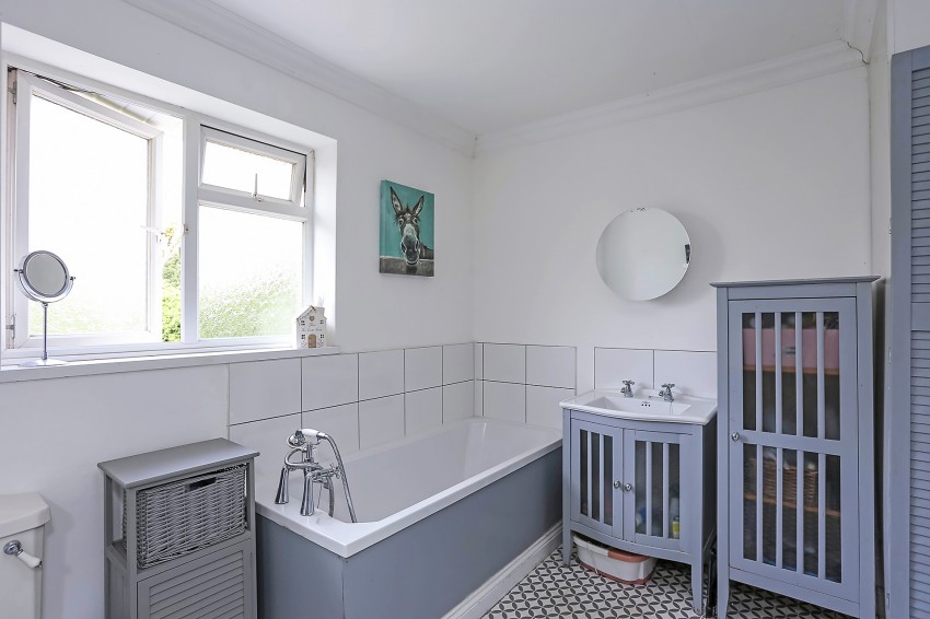Images for Eden Road, Solihull EAID: BID:simonburt