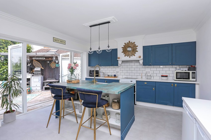 Images for Eden Road, Solihull EAID: BID:simonburt