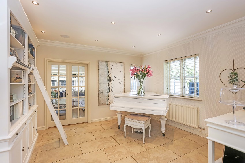 Images for 7 Leymere Close, Meriden, Coventry EAID: BID:privilege