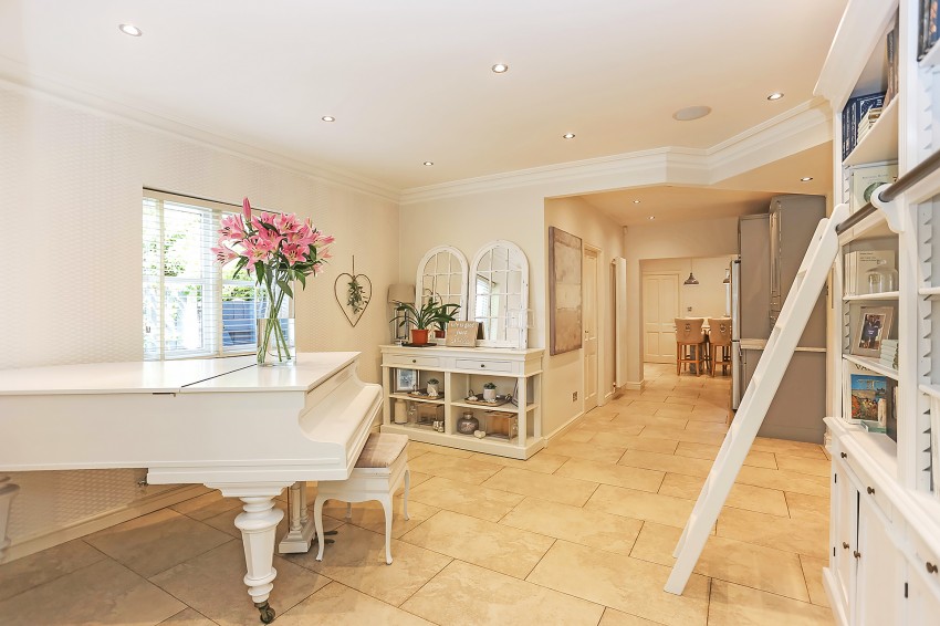 Images for 7 Leymere Close, Meriden, Coventry EAID: BID:privilege