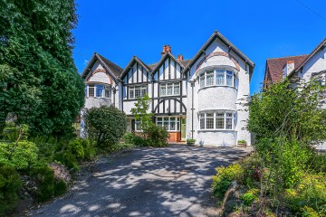 Click the photo for more details of Streetsbrook Road