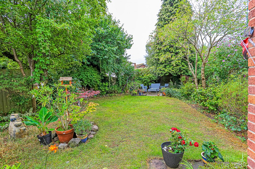 Images for Redfern Close, Solihull EAID: BID:simonburt