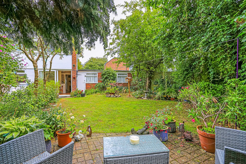 Images for Redfern Close, Solihull EAID: BID:simonburt