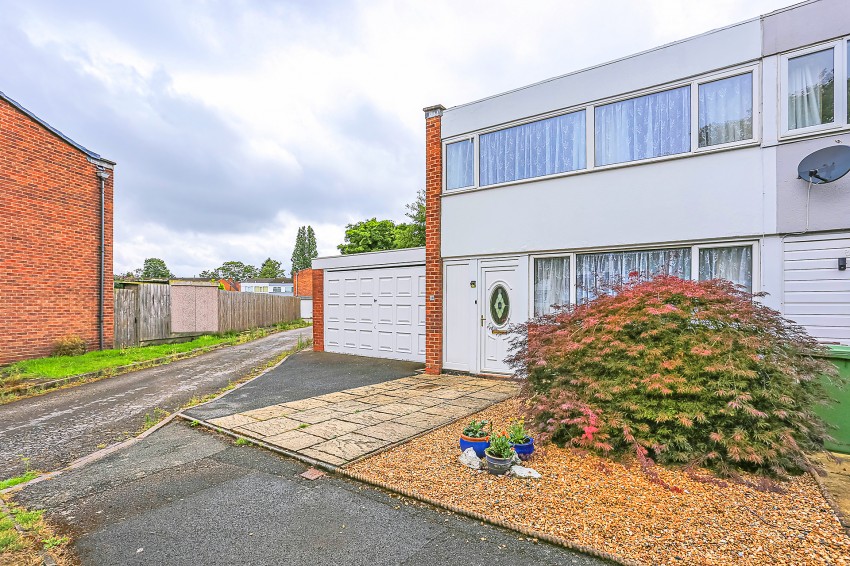 Images for Redfern Close, Solihull EAID: BID:simonburt