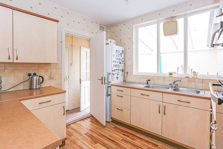 Images for Broad Oaks Road, Solihull EAID: BID:simonburt