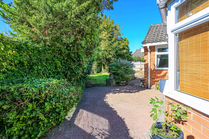 Images for Yew Tree Lane, Solihull EAID: BID:simonburt