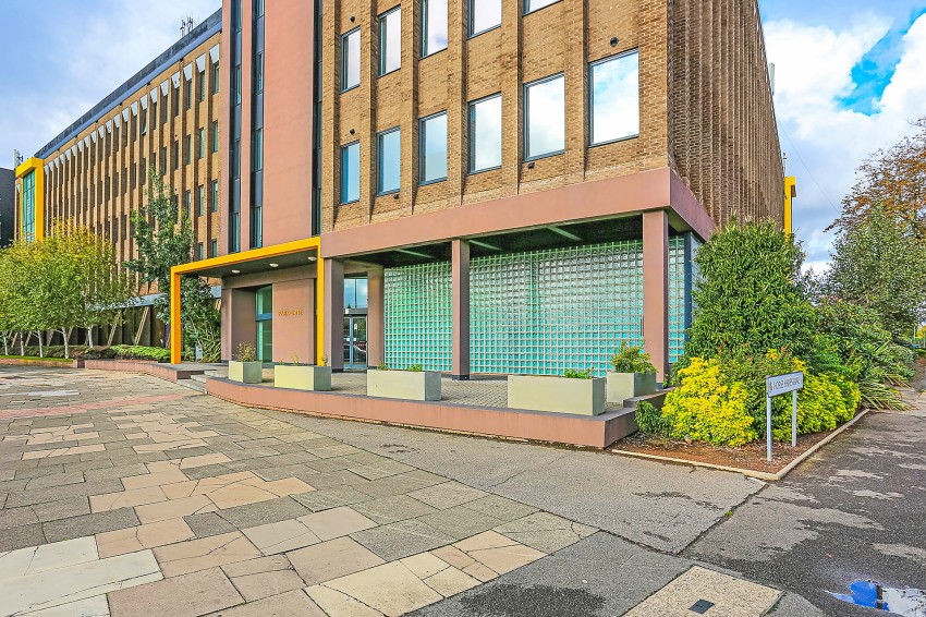 Images for Park Gate At Lyndon Place, 2096 Coventry Road, Sheldon, Birmingham EAID: BID:simonburt