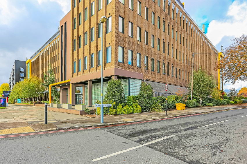 Images for Park Gate At Lyndon Place, 2096 Coventry Road, Sheldon, Birmingham EAID: BID:simonburt