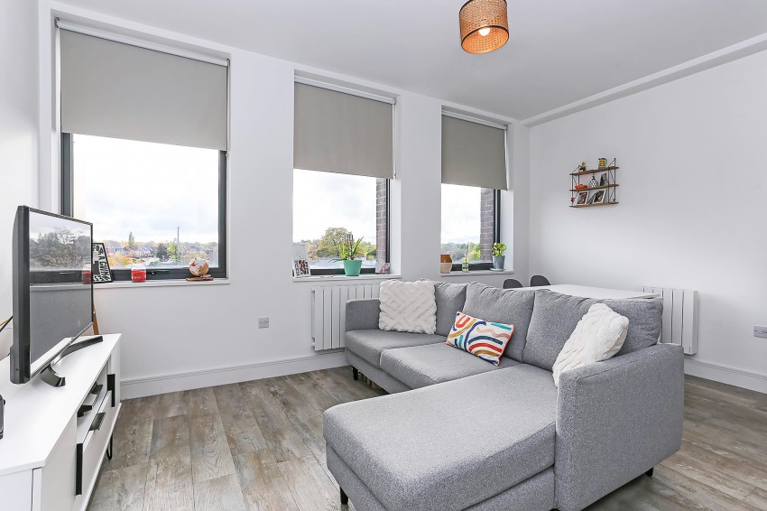 Images for Park Gate At Lyndon Place, 2096 Coventry Road, Sheldon, Birmingham EAID: BID:simonburt