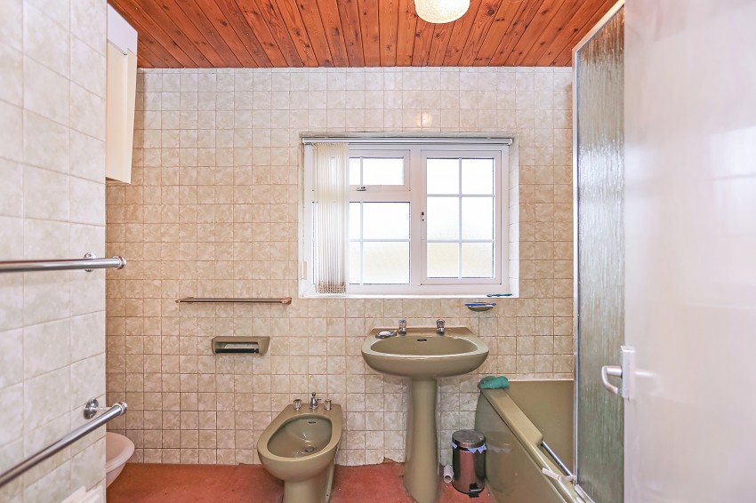 Images for Woodlea Drive, Solihull EAID: BID:simonburt