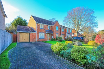 Click the photo for more details of Dovecote Close