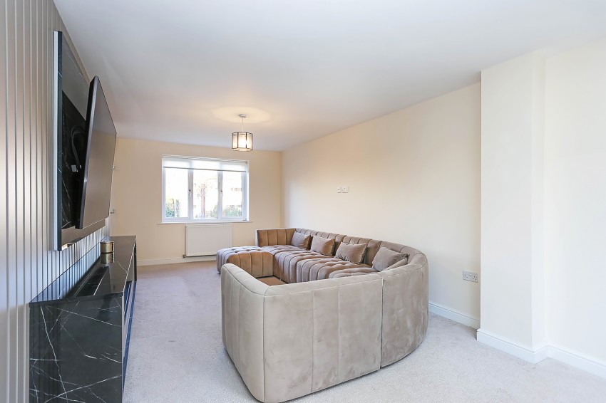 Images for Dovecote Close, Solihull EAID: BID:simonburt