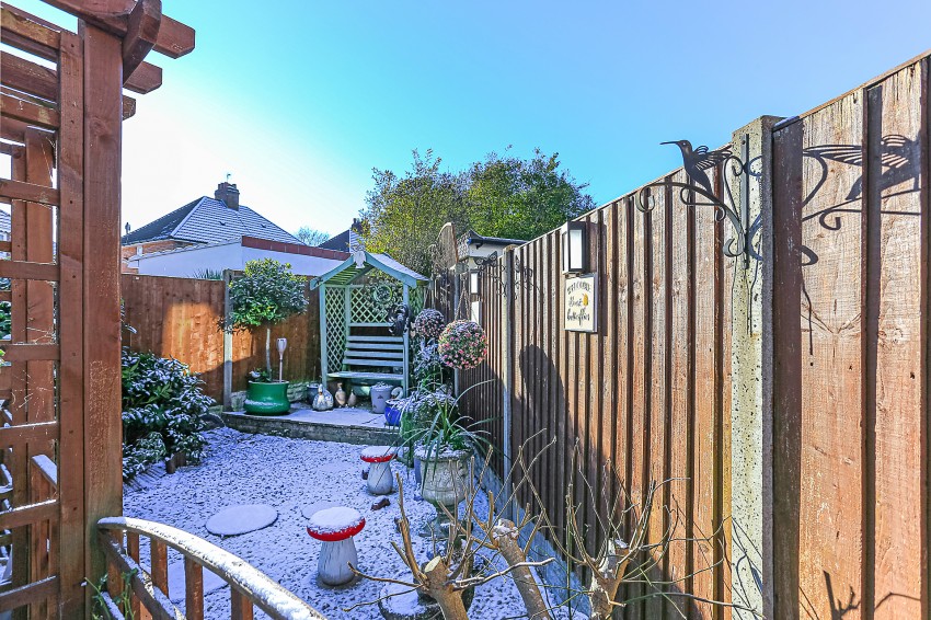 Images for Fox Green Crescent, Birmingham EAID: BID:simonburt