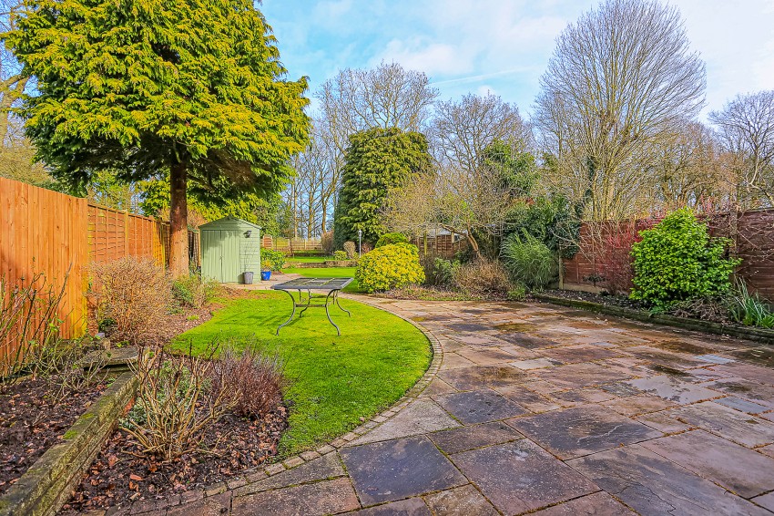 Images for Lugtrout Lane, Catherine-de-Barnes, Solihull EAID: BID:simonburt