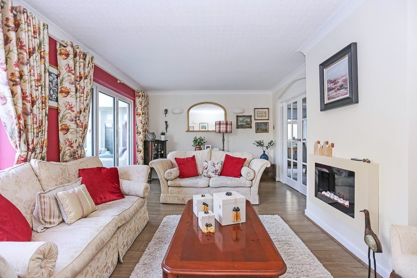 Images for Lugtrout Lane, Catherine-de-Barnes, Solihull EAID: BID:simonburt