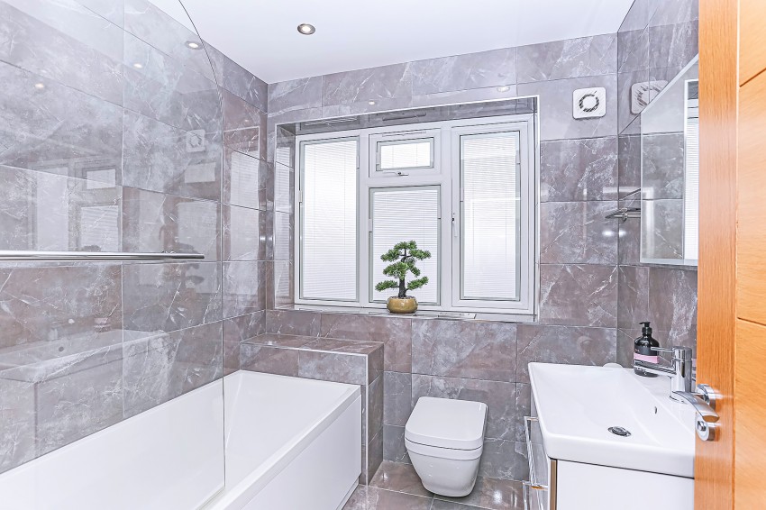 Images for Woodfield Road, Solihull EAID: BID:simonburt