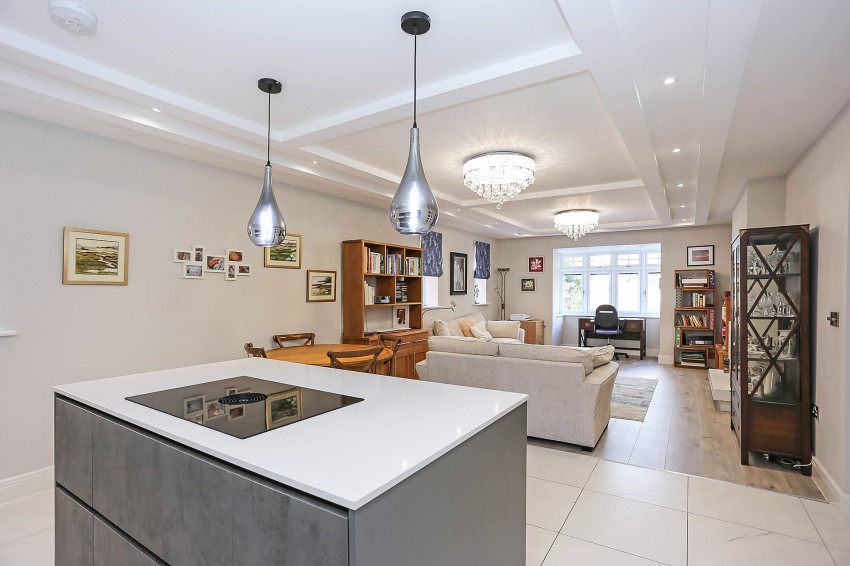 Images for Whitegates, 334 Warwick Road, Solihull EAID: BID:simonburt