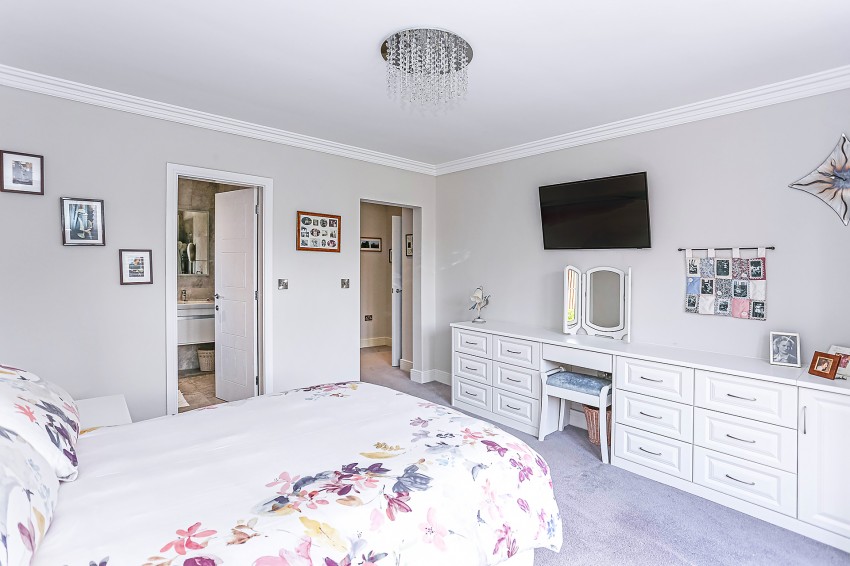 Images for Whitegates, 334 Warwick Road, Solihull EAID: BID:simonburt