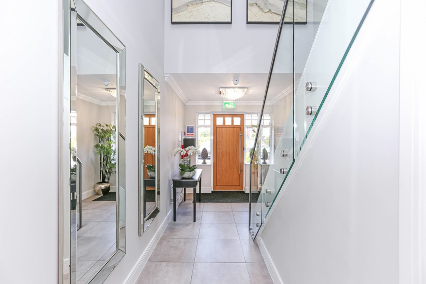 Images for Whitegates, 334 Warwick Road, Solihull EAID: BID:simonburt