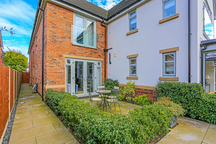 Images for Whitegates, 334 Warwick Road, Solihull EAID: BID:simonburt