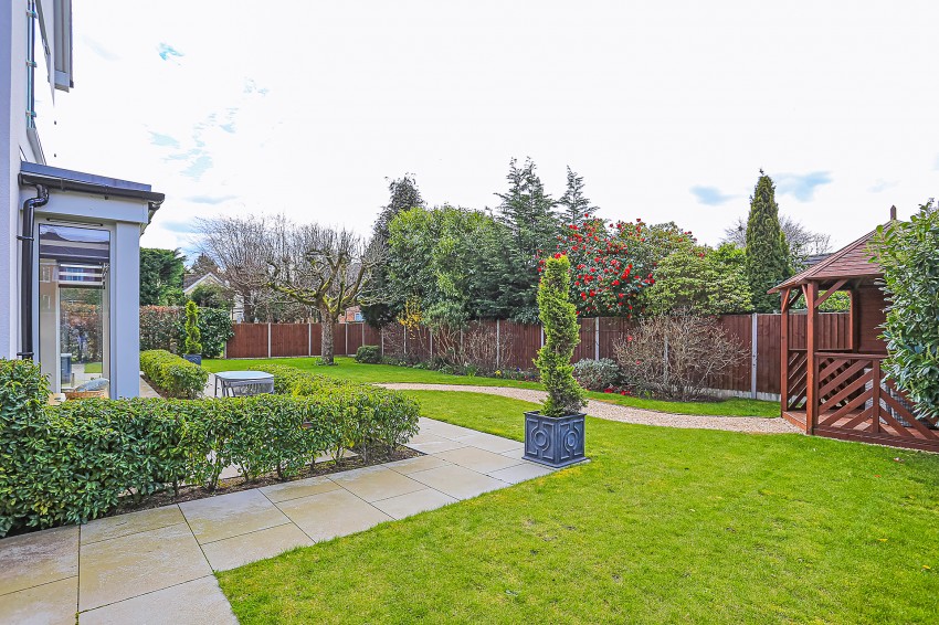 Images for Whitegates, 334 Warwick Road, Solihull EAID: BID:simonburt