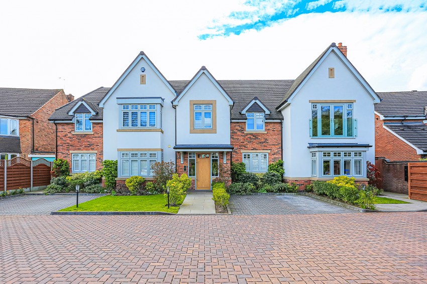 Images for Whitegates, 334 Warwick Road, Solihull EAID: BID:simonburt