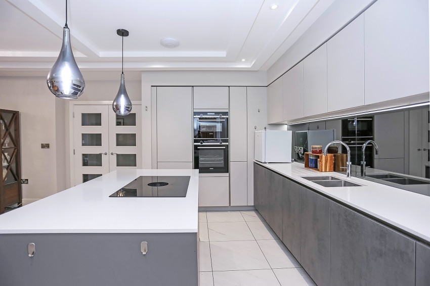 Images for Whitegates, 334 Warwick Road, Solihull EAID: BID:simonburt