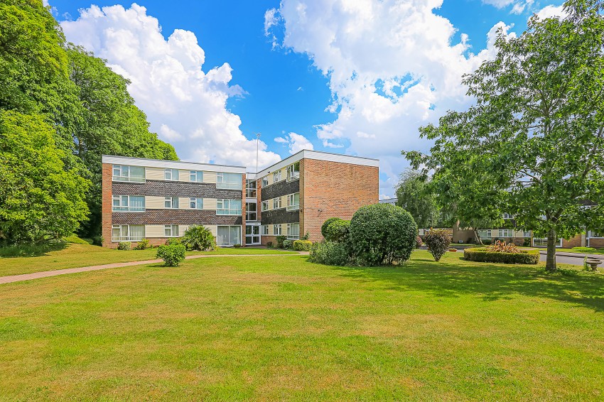 Images for Albany Gardens, Hampton Lane, Solihull EAID: BID:simonburt