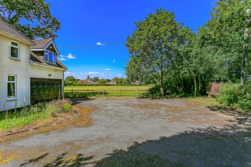 Images for Windmill Lane, Balsall Common, Coventry EAID: BID:simonburt