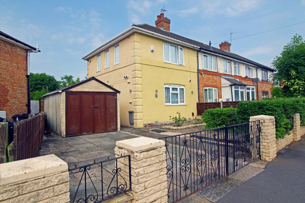 3bedroom town house for sale in Norland Road, Acocks Green