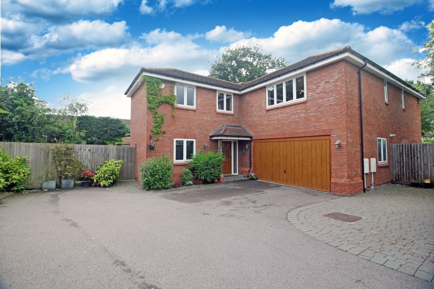 Images for Arden Close, Balsall Common EAID: BID:simonburt