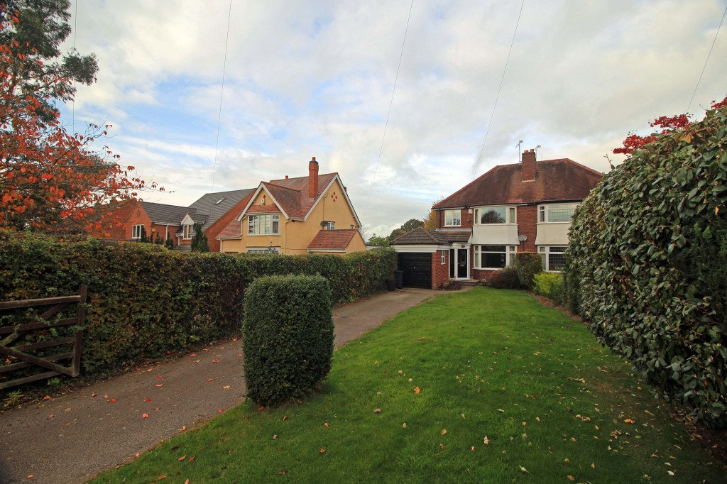 3bedroom semidetached house for sale in Fillongley Road, Meriden