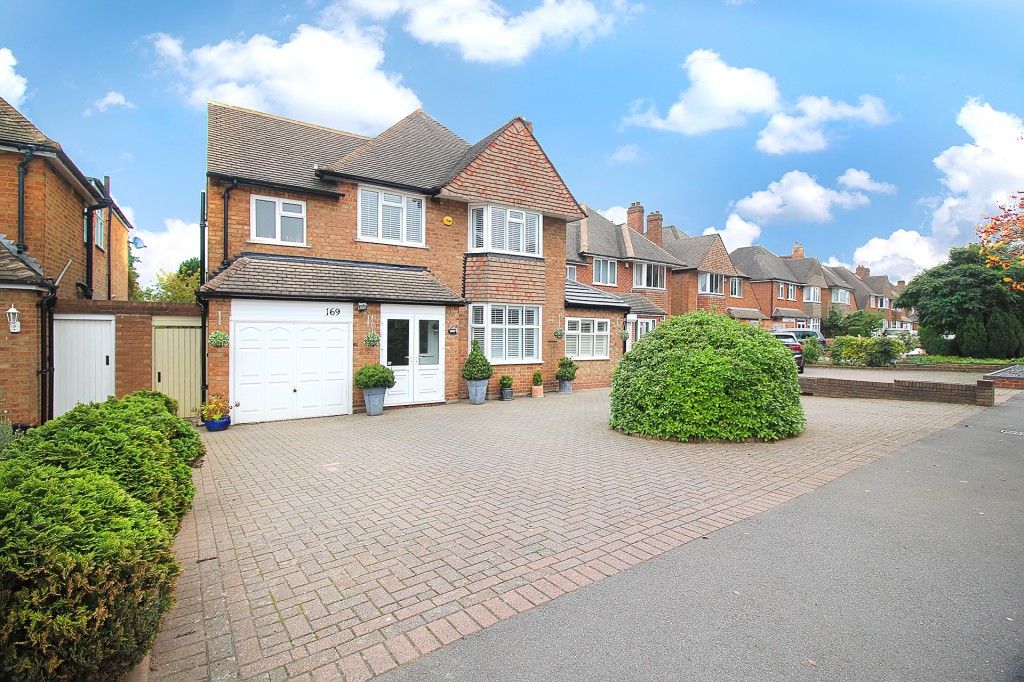 4bedroom detached house for sale in Buryfield Road, Solihull