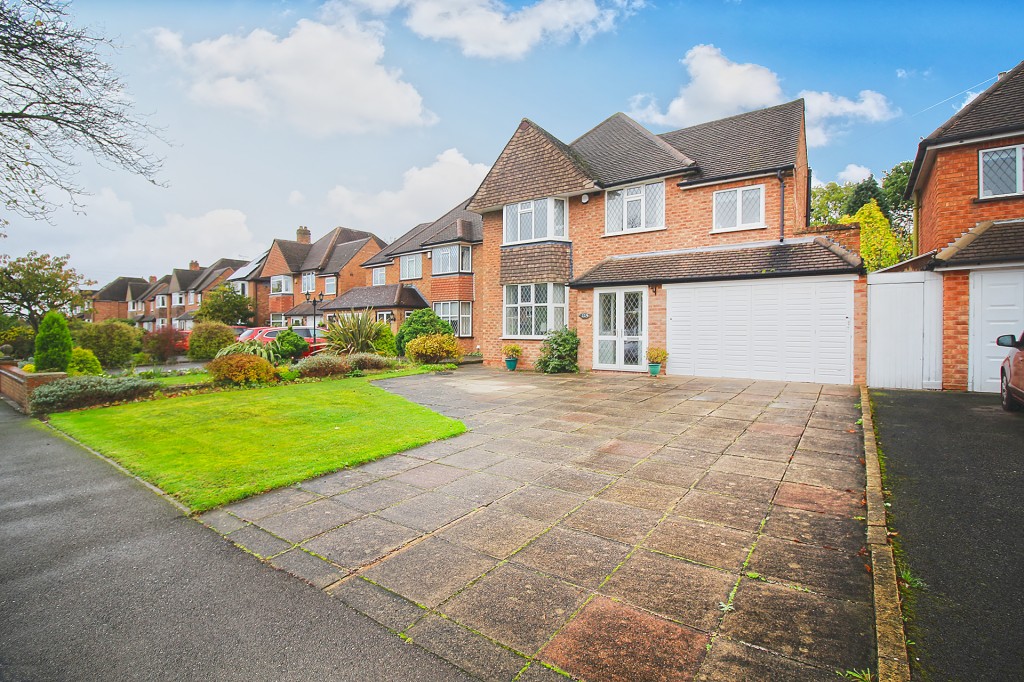 4bedroom detached house for sale in Buryfield Road, Solihull